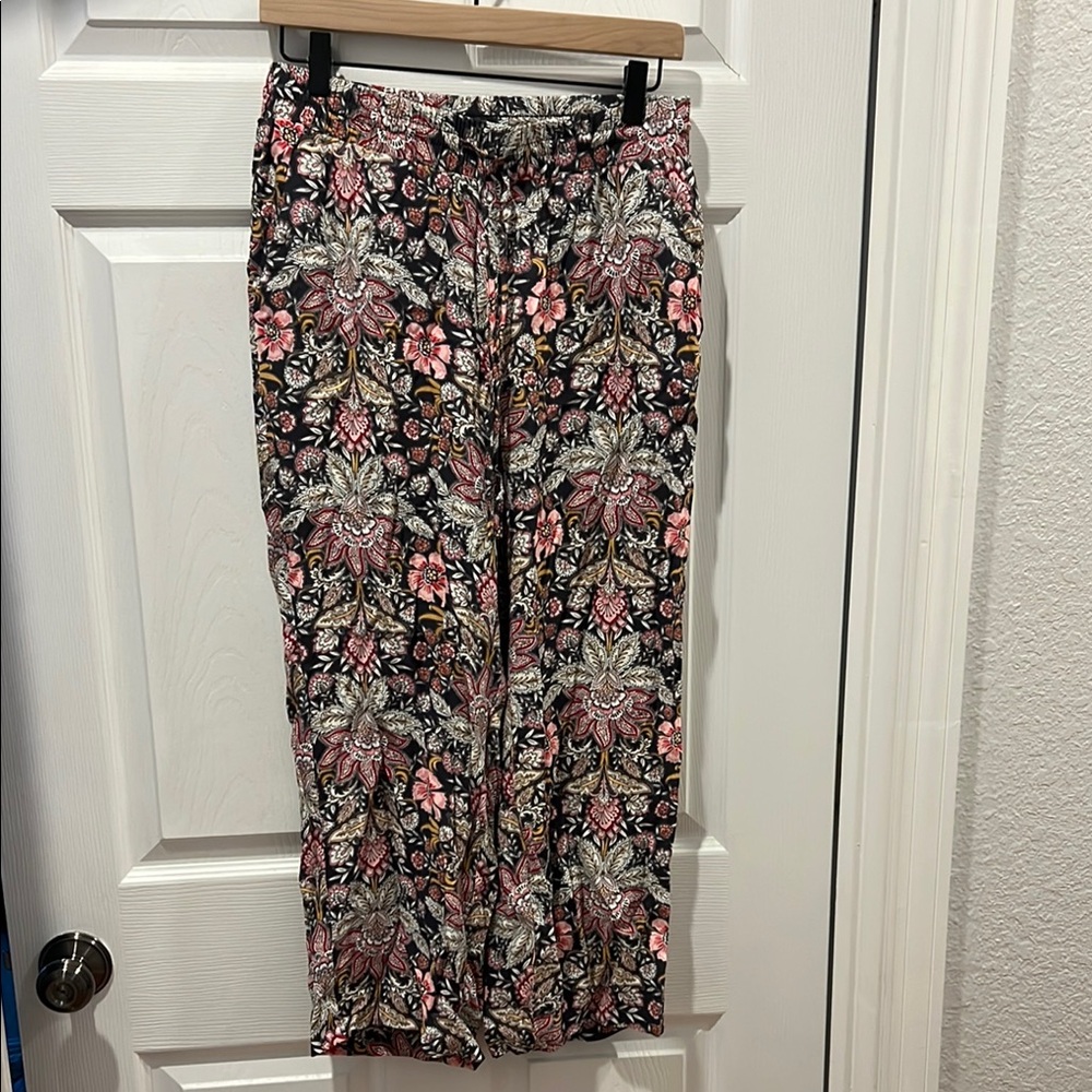 Floral Patterned Pants